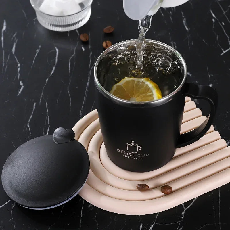 Leak-Proof & Insulated Coffee Cup with Handle.