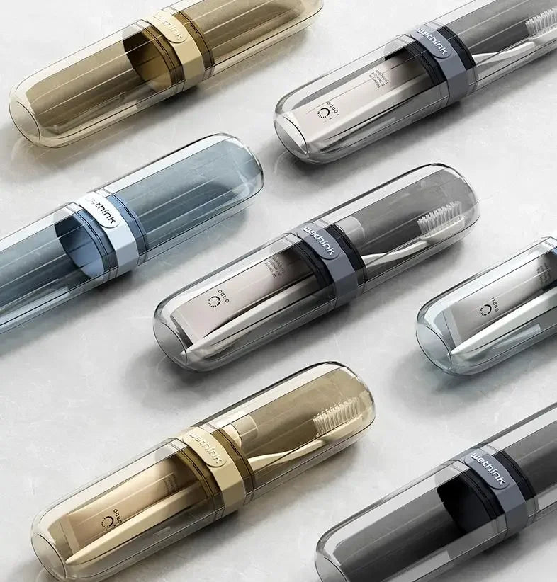 Transparent Toothbrush Travel Case: Clean & Portable On-the-Go Protection.