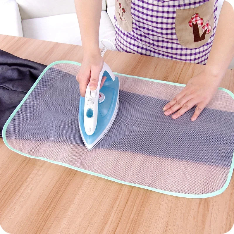 Protective Ironing Mesh – Heat-Resistant Pressing Cloth Pad