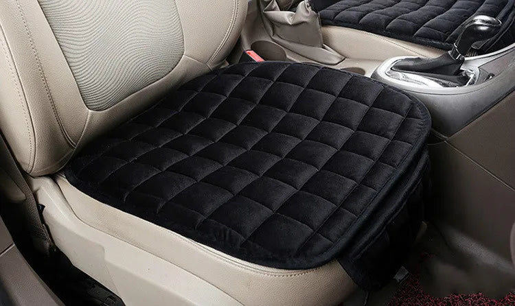 Universal Winter Warm Car Seat Cover: Cozy Comfort, All Season Long.