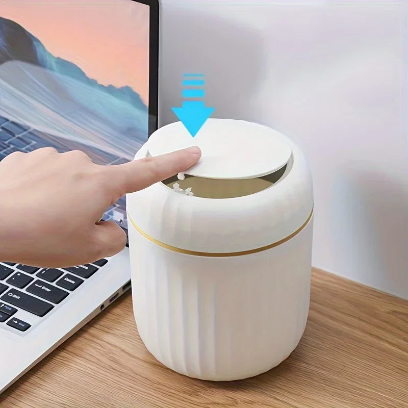 Mini Desktop Trash Can with Lid