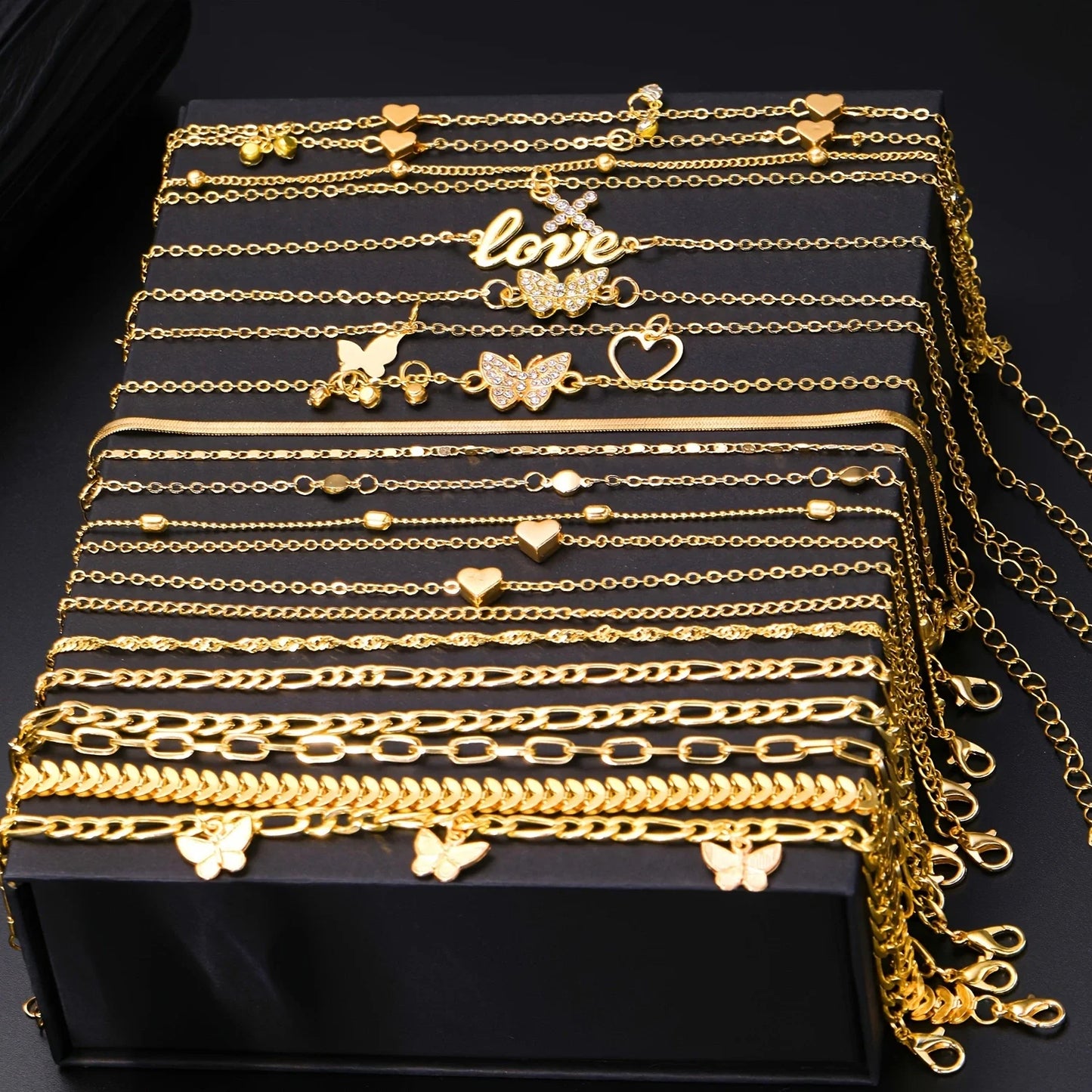 18Pcs Bohemian Summer Beach Anklet Set: Vintage Butterfly & Crystal Foot Jewelry.