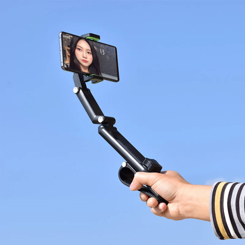 360° Rotating Sun Visor Phone Holder: Universal, Hands-Free Driving.
