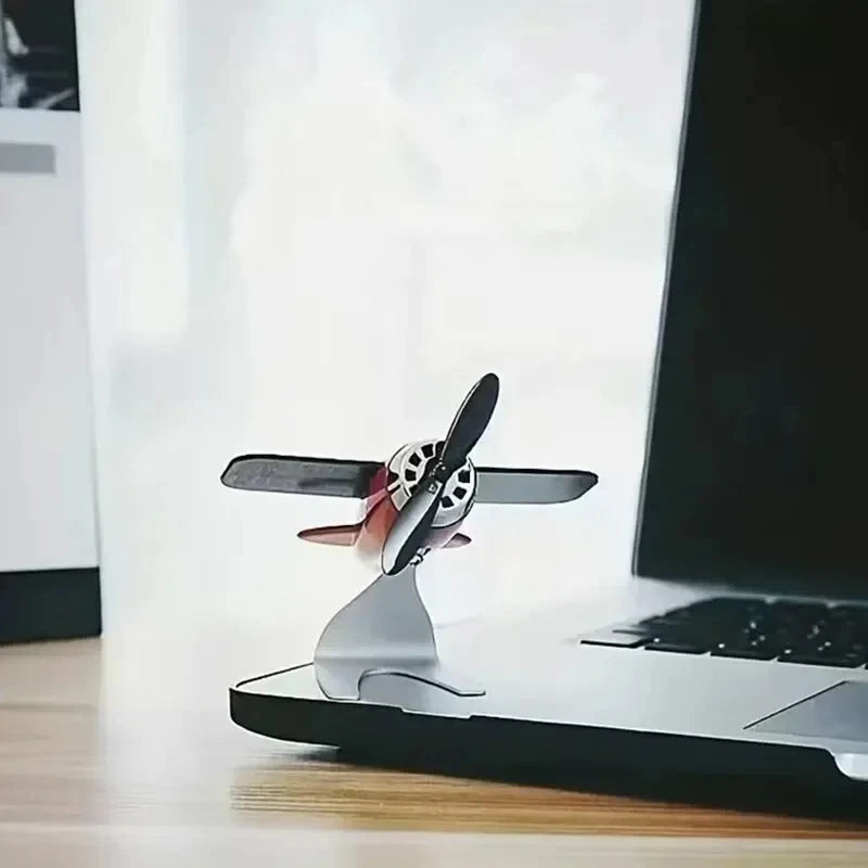 Solar-Powered Airplane Ornament: The Moving Desktop & Car Accent.